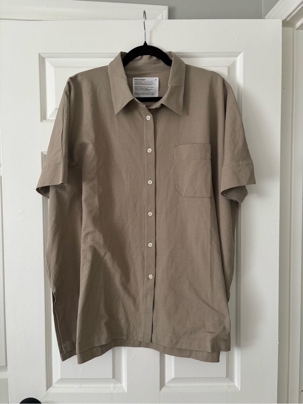 Ministry of Supply Short-Sleeve Button-Down Shirt in Taupe - XXL - NWOT